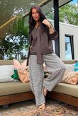 Nonni Gingham 7/8 Barrel Pant Chocolate